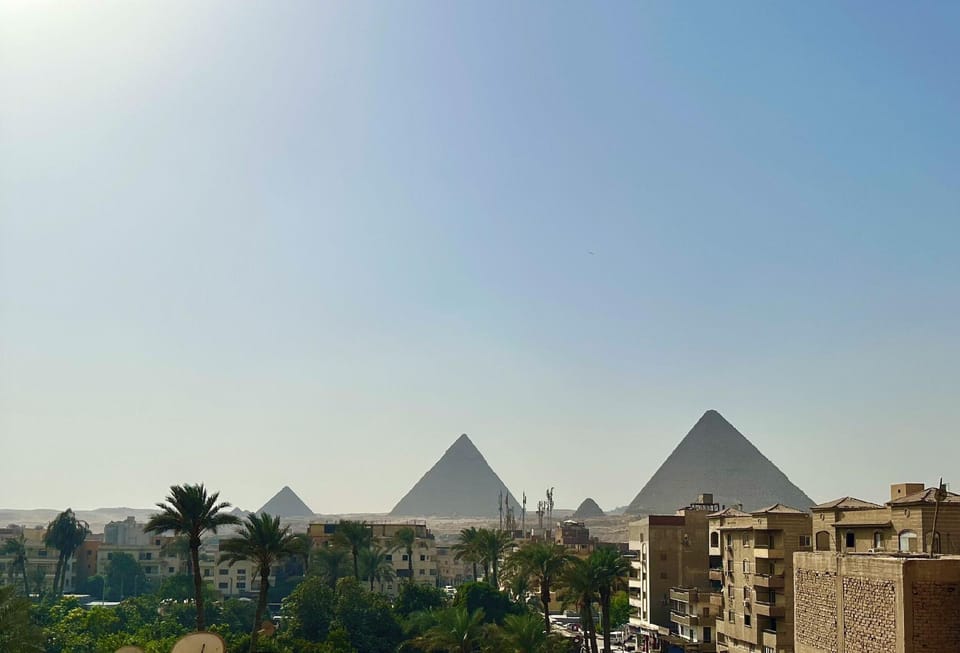 Night Pyramids Inn Hotel in Egypt