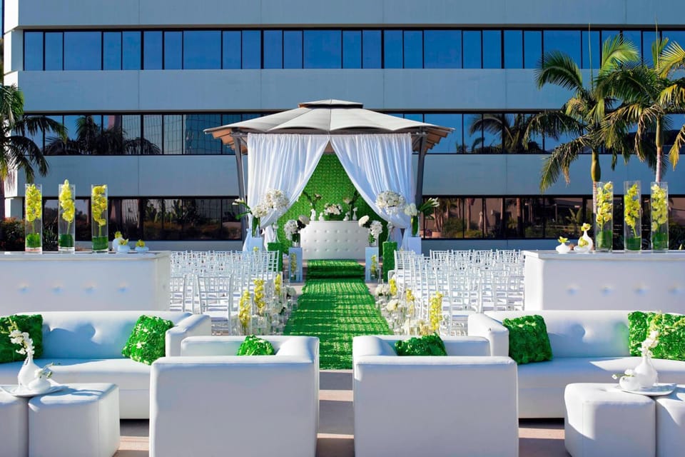 Banquet hall
