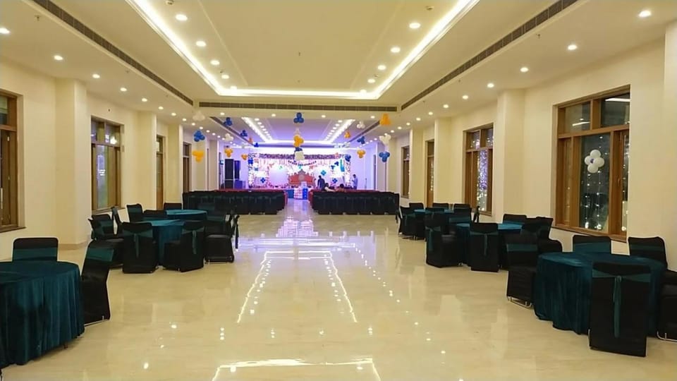 PCR Continental Hotel in Dehradun