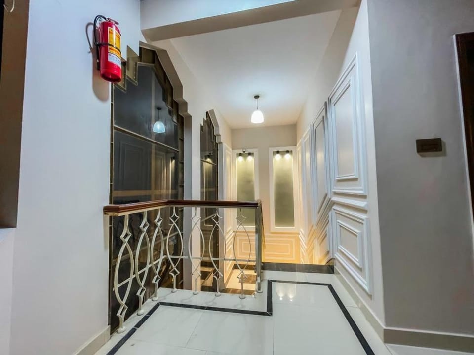 Signature Inn Guest House Hotel in Karachi