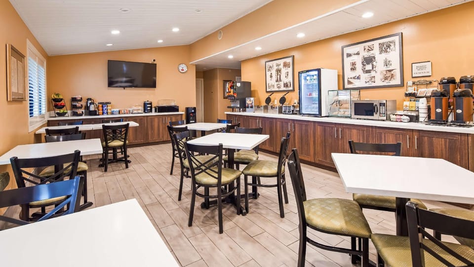 Best Western Golden Key Hotel in Auburn