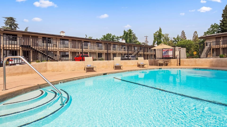 Best Western Golden Key Hotel in Auburn
