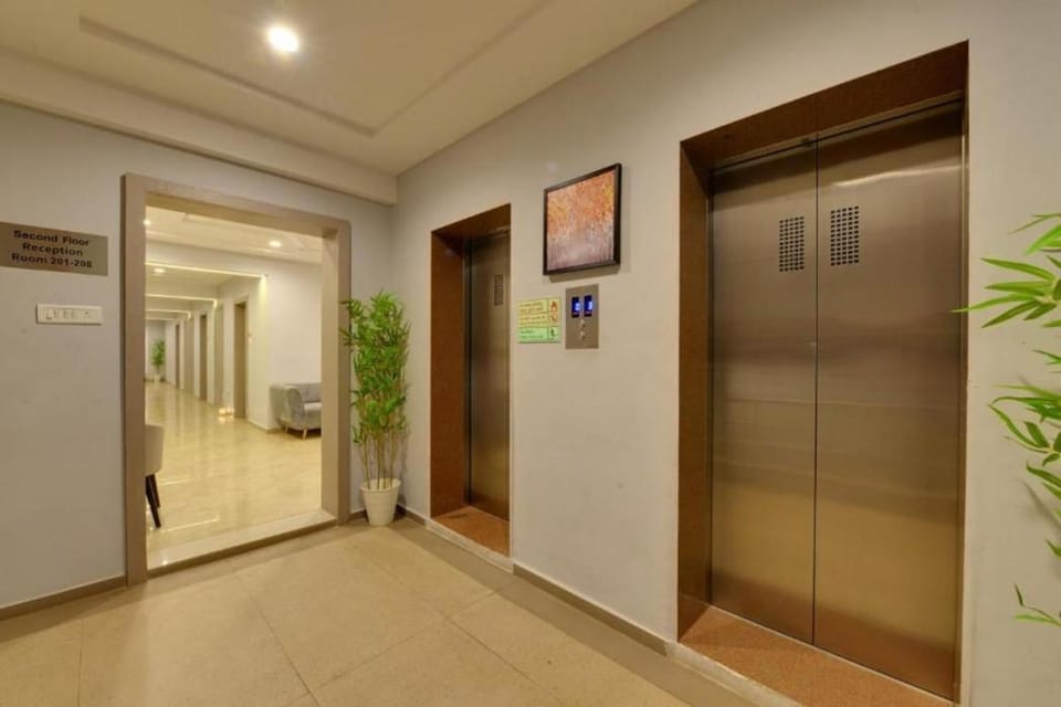 Iris Beacon Hotel, Rajkot Hotel in Gujarat