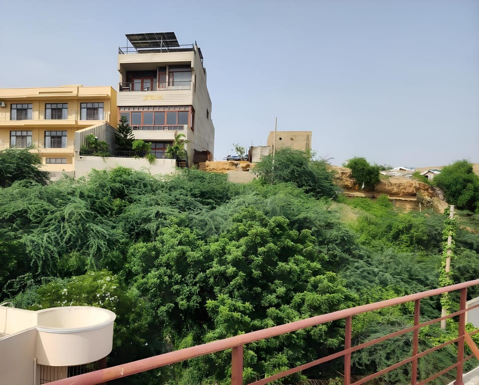 Hill View Guest House Karachi Hotel in Karachi