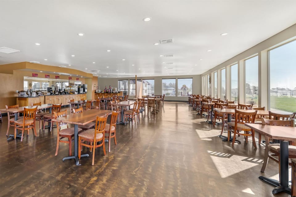 Best Western Plus Northwoods Inn Hotel in Crescent City