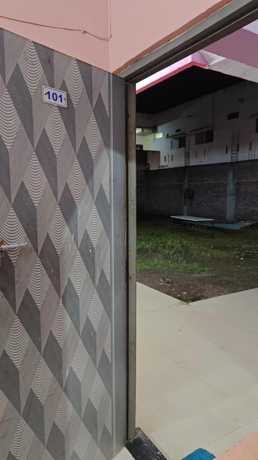 Hotel Prabhat omkareshwar  Bed and Breakfast in India