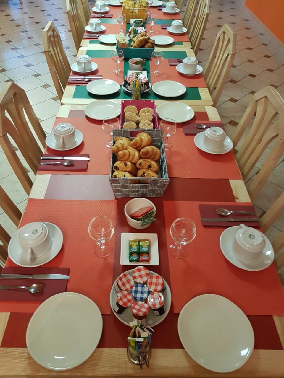 Hotel Les Rives D'Allier Hotel in Auvergne-Rhône-Alpes