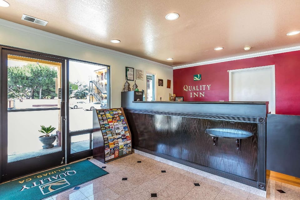 Quality Inn Salinas City Center Area Hotel in Salinas