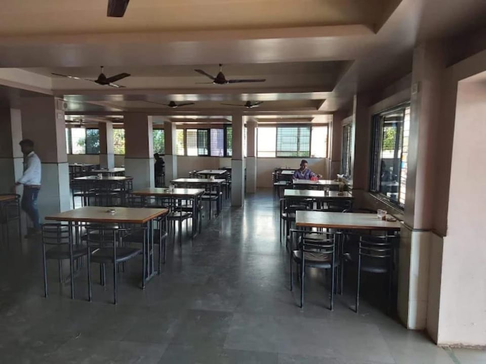 Hotel Parth Palace Nashik Hotel in Maharashtra