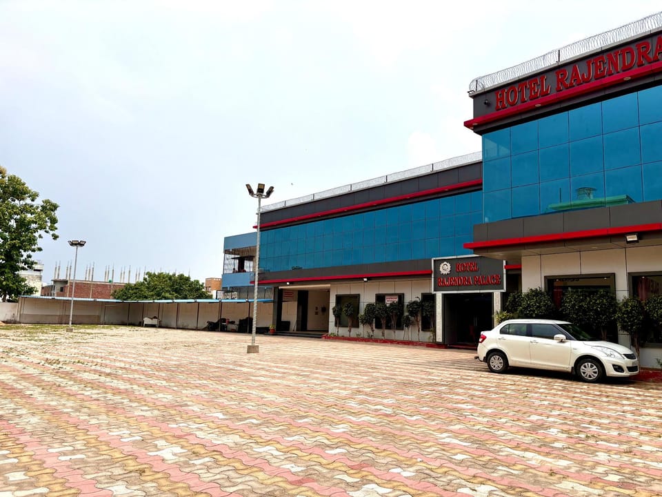 Hotel Rajendra Palace Basti Hotel in Uttar Pradesh
