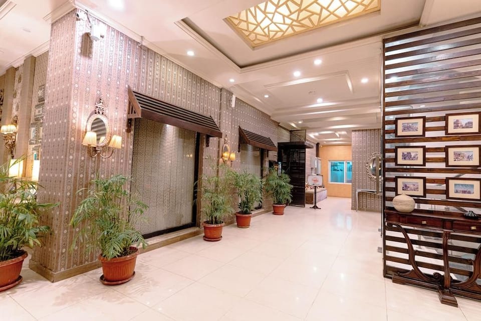 Shelton s Rezidor Hotel in Pakistan