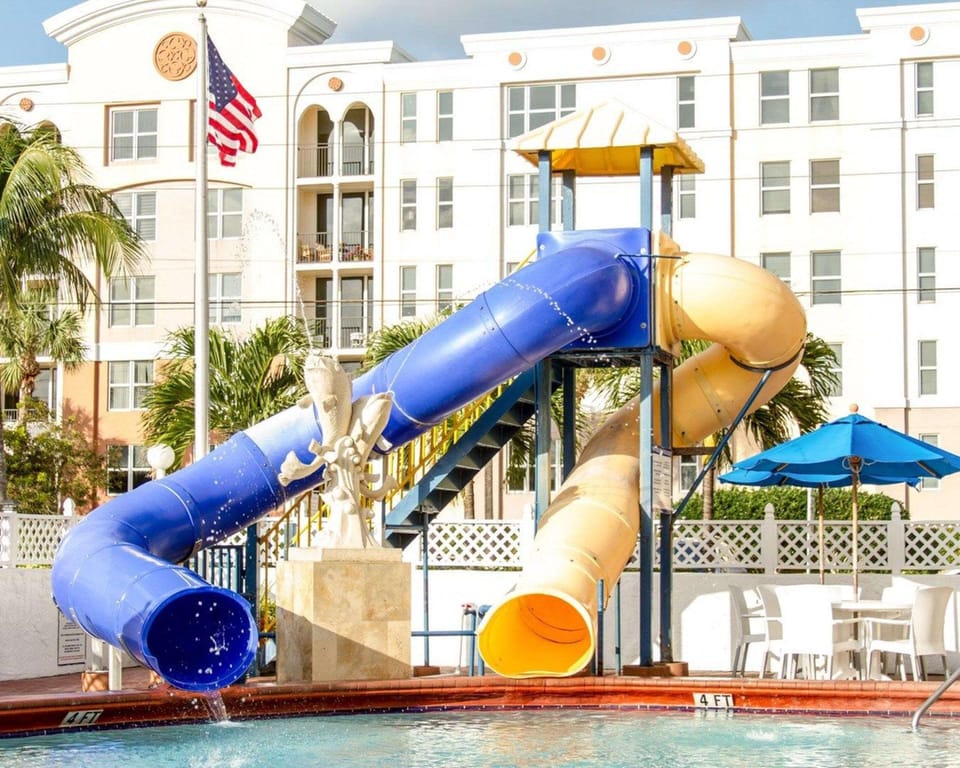 Comfort Inn Oceanside Deerfield Beach Hotel in Deerfield Beach