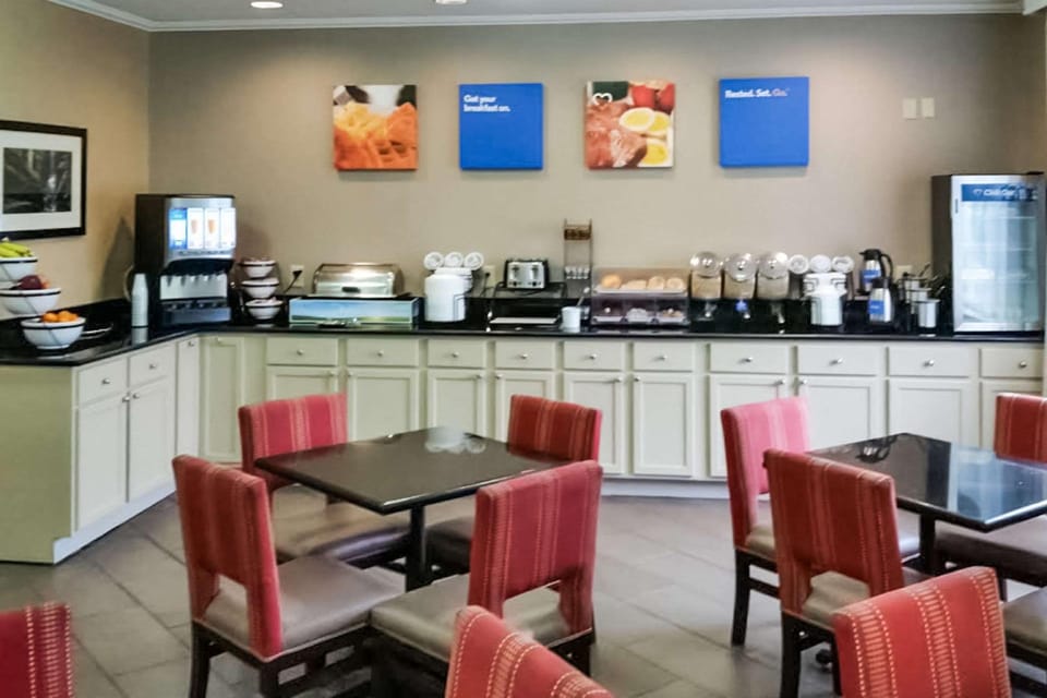 Comfort Inn Moline - Quad Cities Hotel in Moline