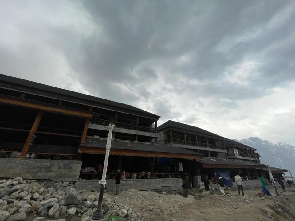 Kedarnath Astha Path ME5 Building Hotel in Uttarakhand