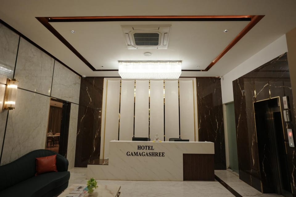 Gamagashree Hotel and Fine Dine Hotel in Karnataka