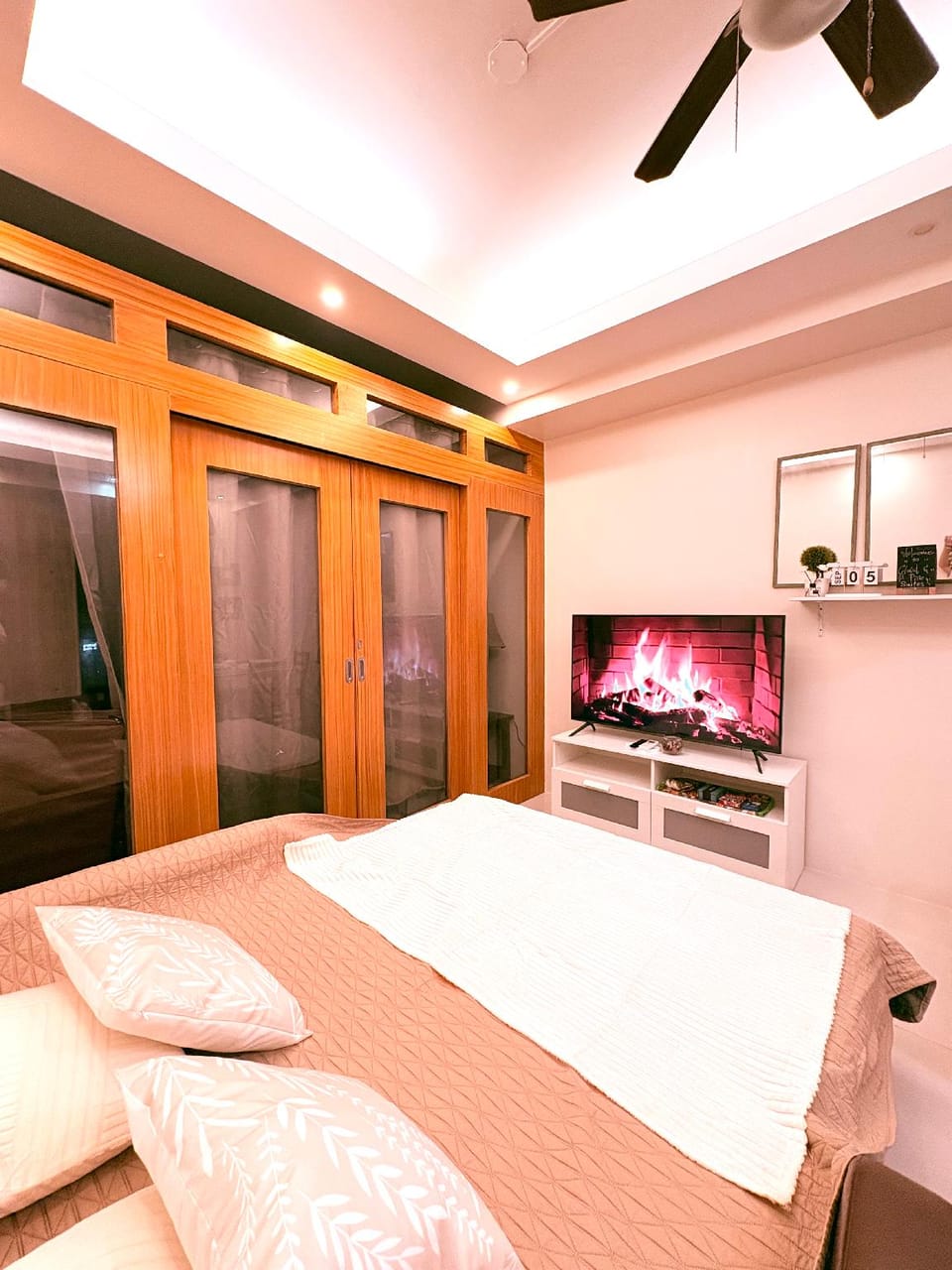 Cloud & Pine Suites Tagaytay Hotel in Tagaytay