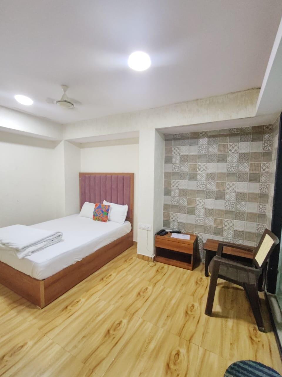 Hotel Laksh inn Hotel in Mumbai