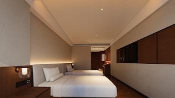 RED WALL HOTEL Hotel in Wuhan