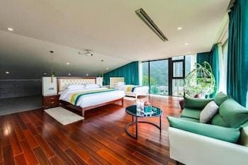 Zhangjiajie Cloudscape Lodge Hotel in Hubei