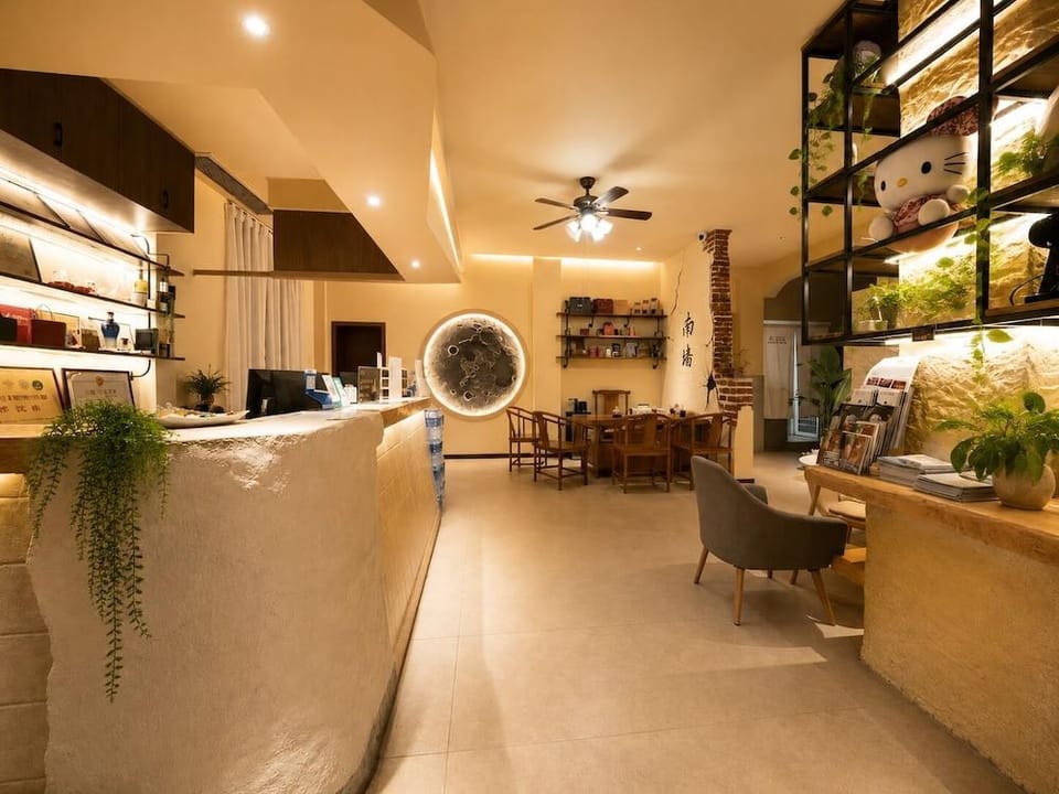Han Exotic inn Hotel in Hubei