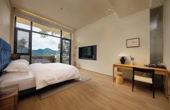 Xuzhu Avatar Mountain Hideaway Hotel in Hubei