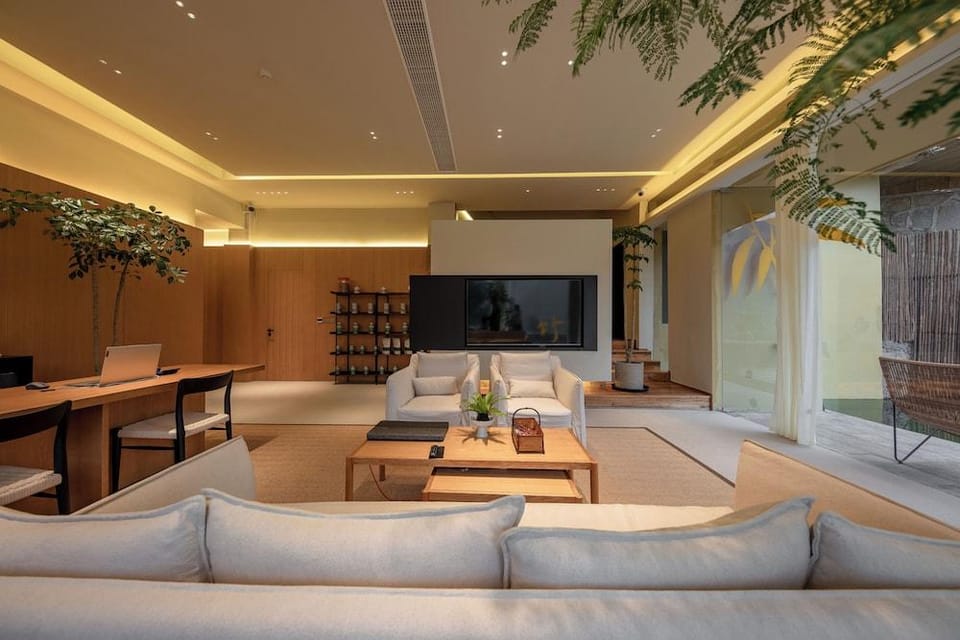 Xuzhu Avatar Mountain Hideaway Hotel in Hubei