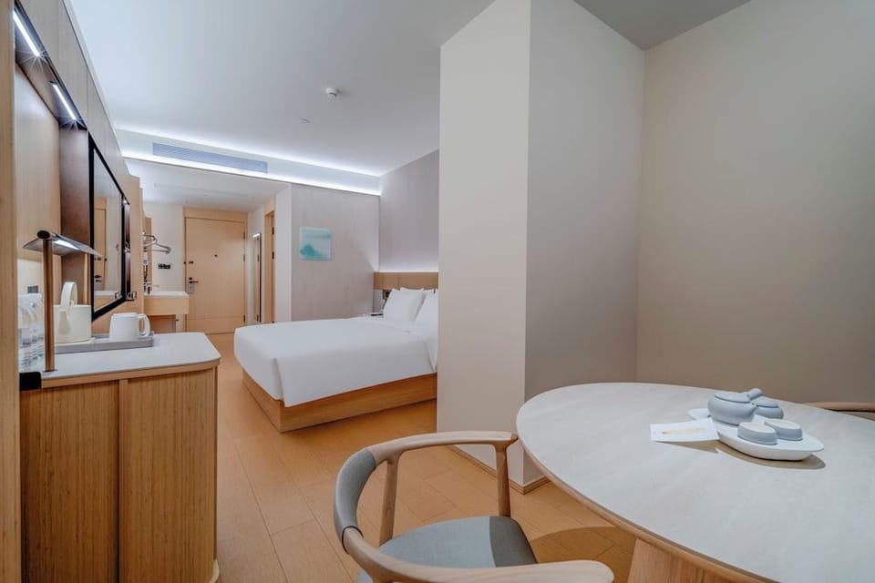 Ji Hotel  Huangpu Knowledge City Store Hotel in Guangzhou