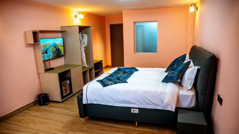 Play  Hotel Hotel in Africa