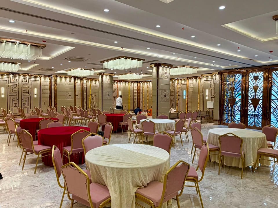 Mastiff Grand Sangli Hotel in Maharashtra