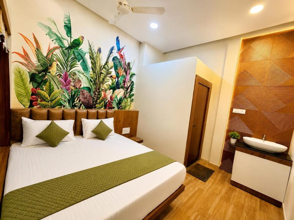 Hotel Maheshwar Stay Hotel in India