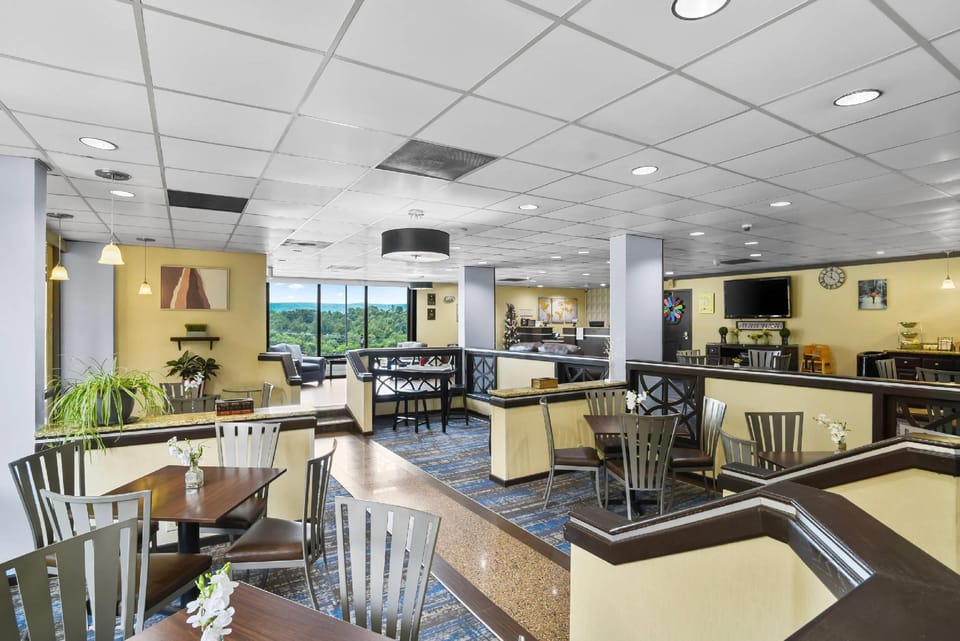 Quality Inn Jonesville I-77 Hotel in Elkin
