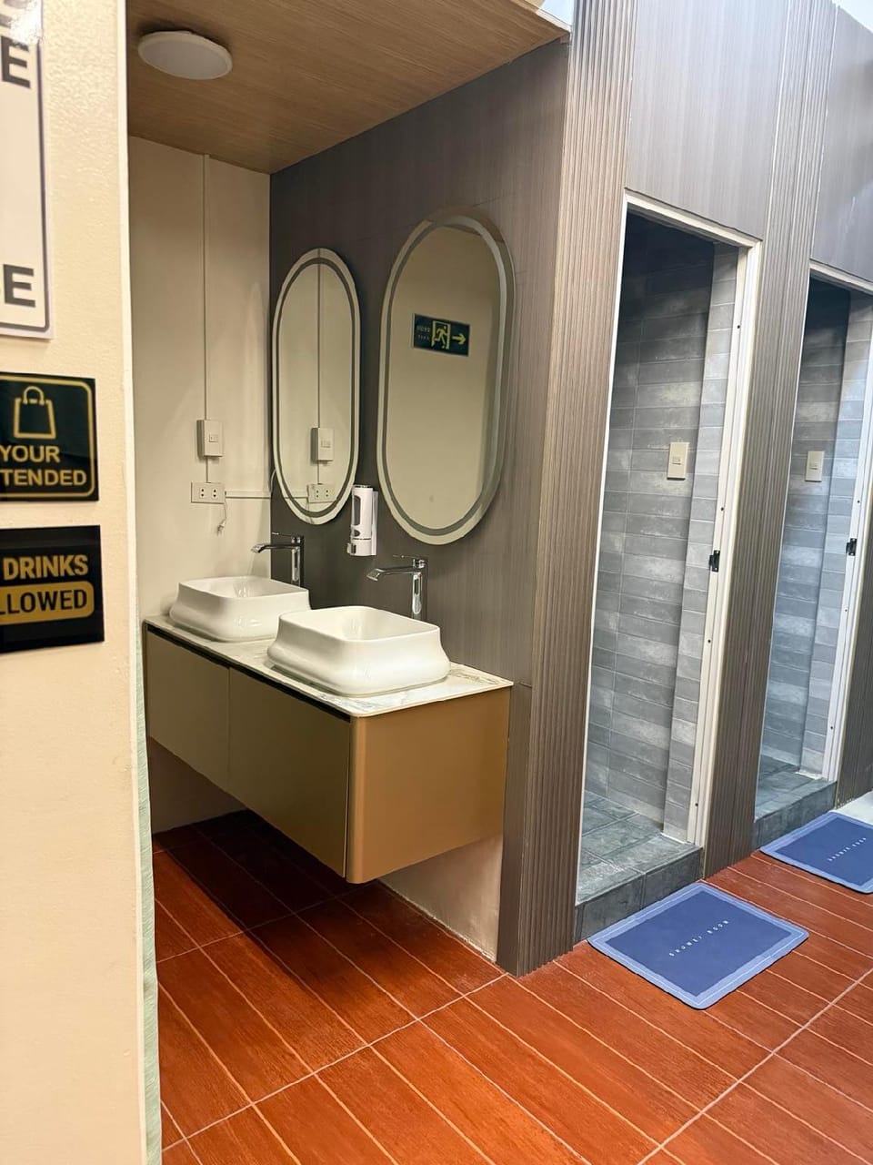 ERG Capsule Inn Capsule hotel in Pasay