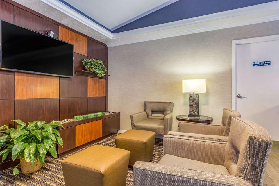 Comfort Inn Independence - Cleveland Hotel in Independence