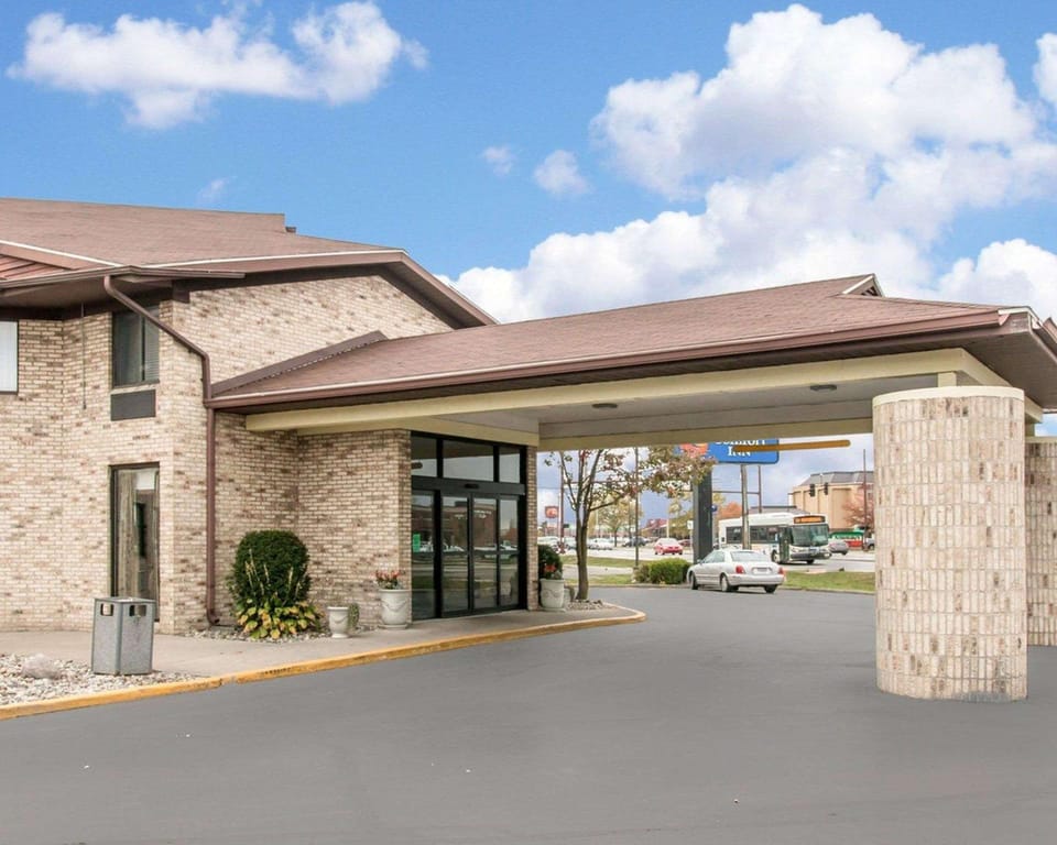 Comfort Inn Maumee - Perrysburg Area Hotel in Maumee