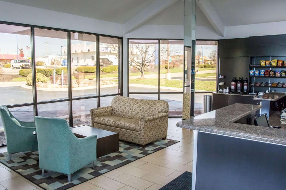 Comfort Inn Cincinnati Northeast Hotel in Ohio