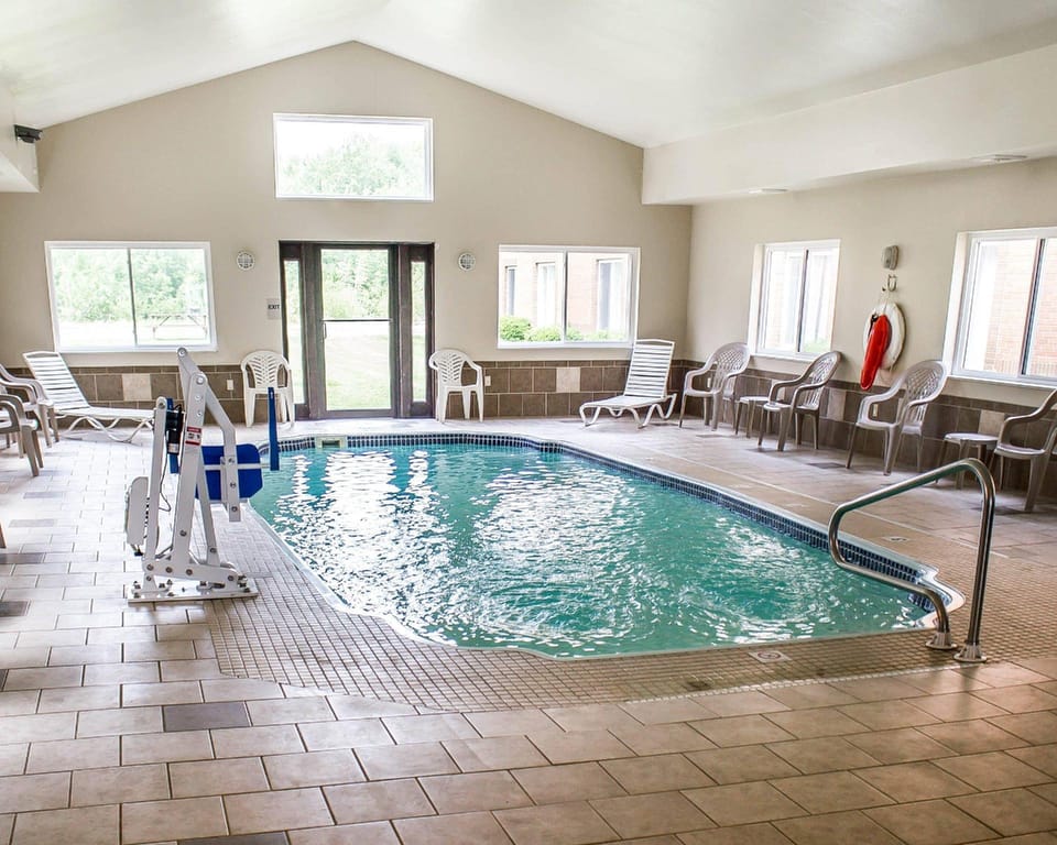 Quality Inn Clarion Hotel in Allegheny River