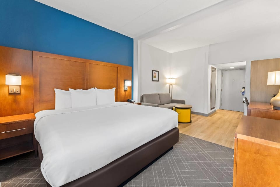 Suite room