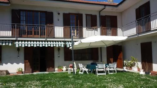 Cascina Torello Hotel in Liguria