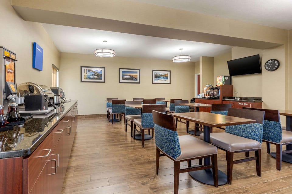 Comfort Inn Lenoir City-Knoxville Hotel in Watts Bar Lake