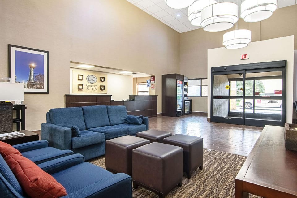 Comfort Suites Knoxville Airport Hotel in Alcoa