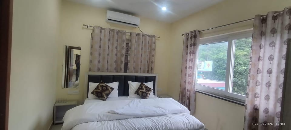 Amenity (Guest room)
