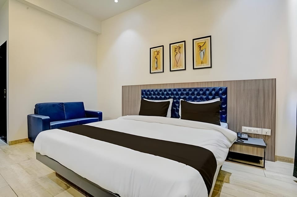 Vibes Inn Goregaon Hotel in Mumbai