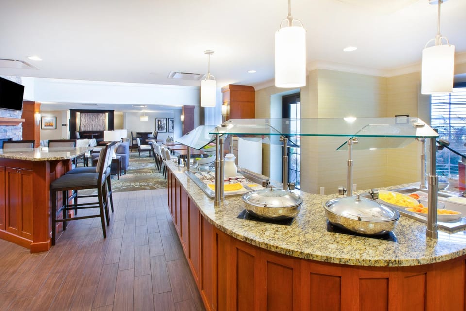 Staybridge Suites Cleveland Mayfield Heights Beachwood By IHG Hotel in Mayfield Heights