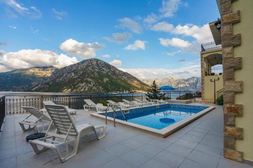 Villa KOSTA Hotel in Kotor Municipality