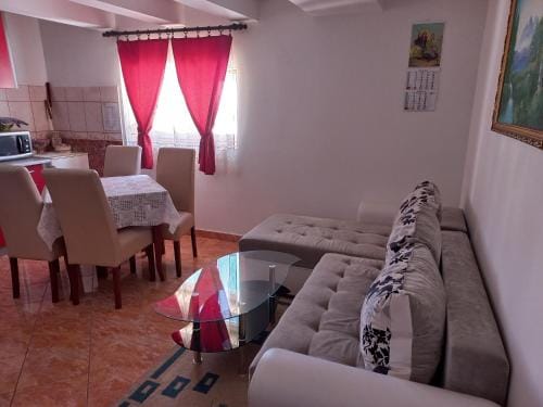 Apartmani Sobe Sljivancanin Hotel in Montenegro