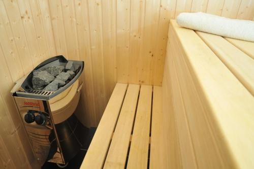 Chalet Escapade with Sauna Hotel in Montenegro