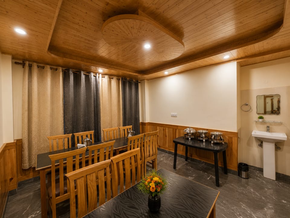 The Heaven Paradise Manali Hotel in Himachal Pradesh