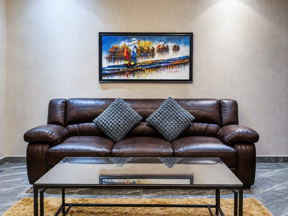 Casa de Ringo Airbnb  Hotel in Accra