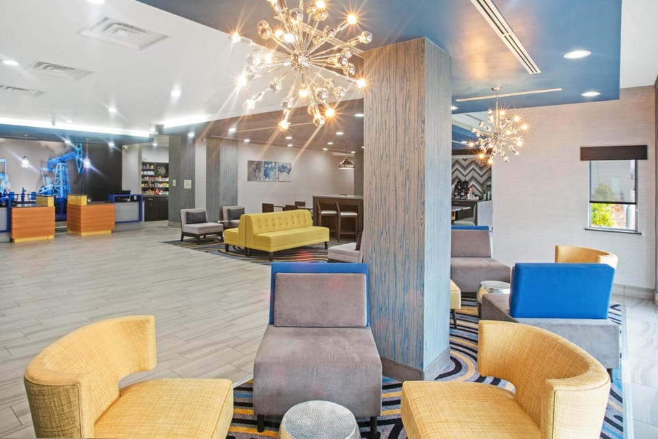 La Quinta Inn & Suites by Wyndham Ponca City Hotel in Ponca City
