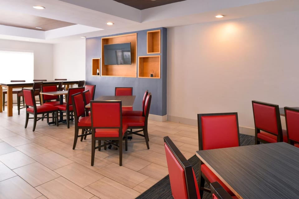 Holiday Inn Express and Suites Austin NW Lakeline By IHG Hotel in Cedar Park
